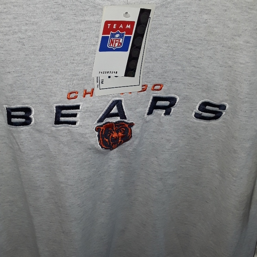 Chicago Bear T-shirt size large NWT - Picture 3 of 6